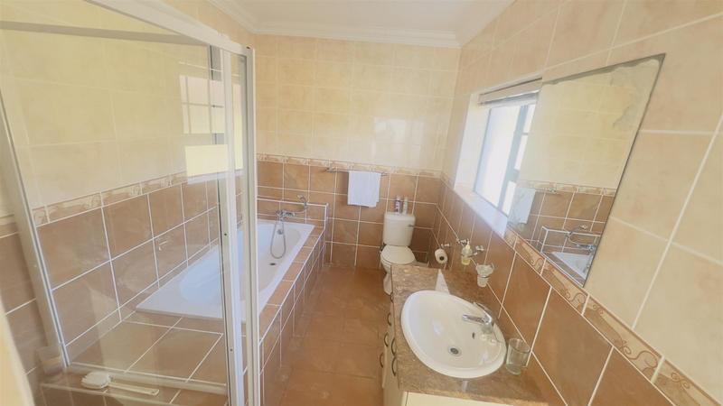 3 Bedroom Property for Sale in Reebok Western Cape